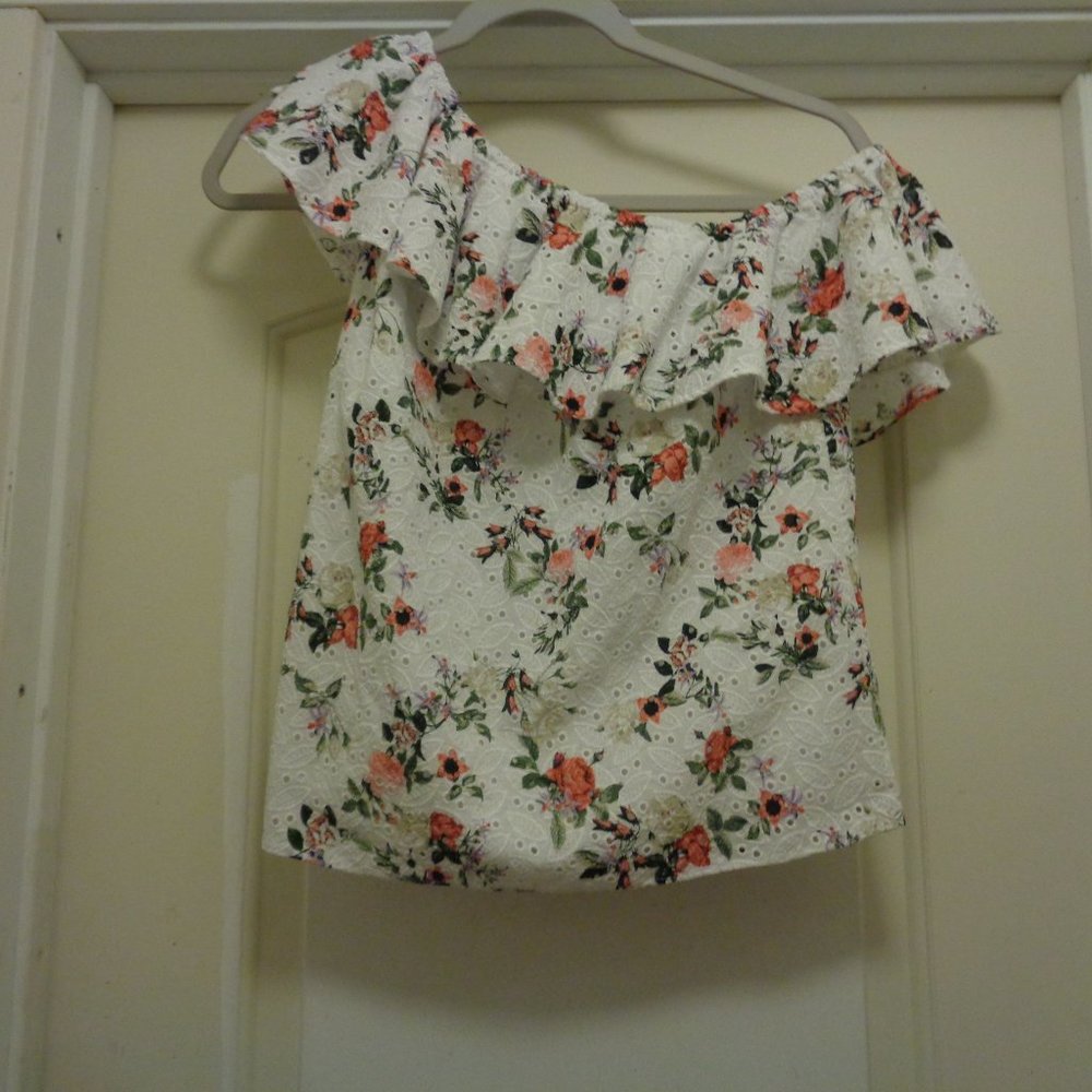 ONE SHOULDER EYELET FLORALS RUFFLES BLOUSE BY I.N.C. S - Picture 2 of 8